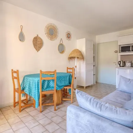 Lavandou - T2 In The Center - 200 M From The Sea